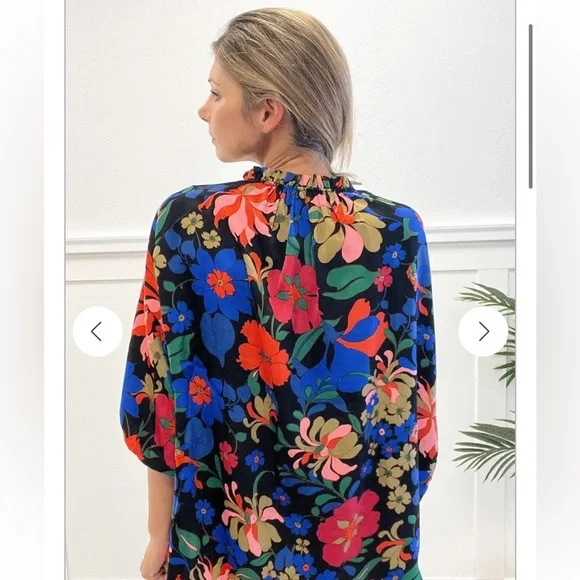 Entro silky floral blouse size XL - Picture 2 of 5